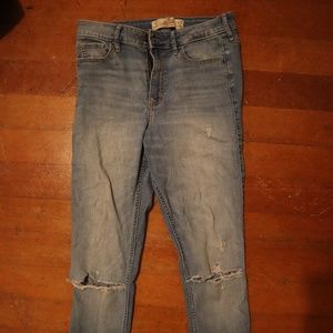 High waisted light wash skinny jeans